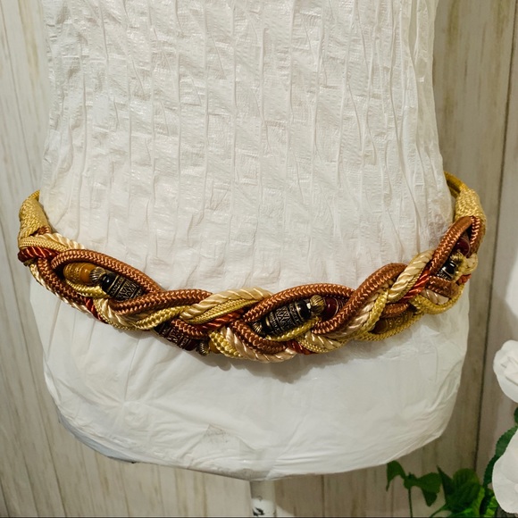 Vtg Macrame Embellishment Boho Belt Size Medium - Picture 5 of 6